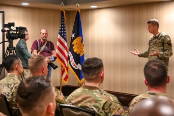 National Guard Chief Recognizes NY Recruiters